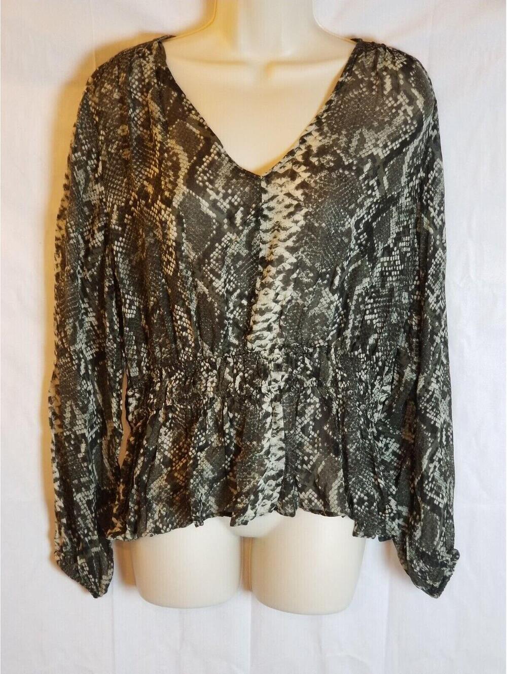 H&M Size 6 Green & Black Snakeskin Design Long Sleeve V-Neck Top Blouse